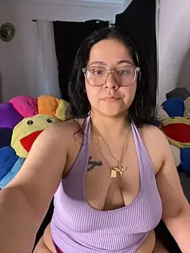 Snapshot of MsConejitaa chatting on 2, 2, 2025 MsConejitaa online show from 2, 2, 2025