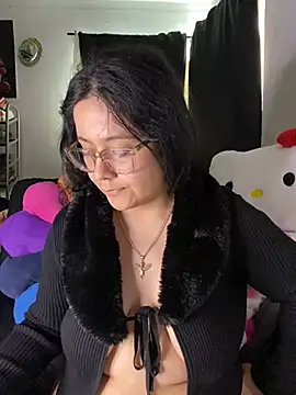 Snapshot of MsConejitaa chatting on 8, 2, 2025 MsConejitaa online show from 8, 2, 2025