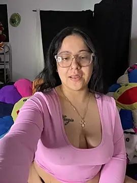 Snapshot of MsConejitaa chatting on 14, 2, 2025 MsConejitaa online show from 14, 2, 2025