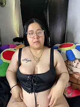 MsConejitaa online show from 6, 5, 2026