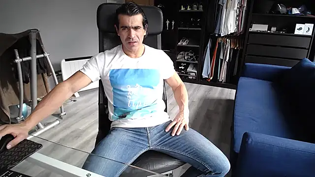 samricci21 online show from 11, 11, 2025