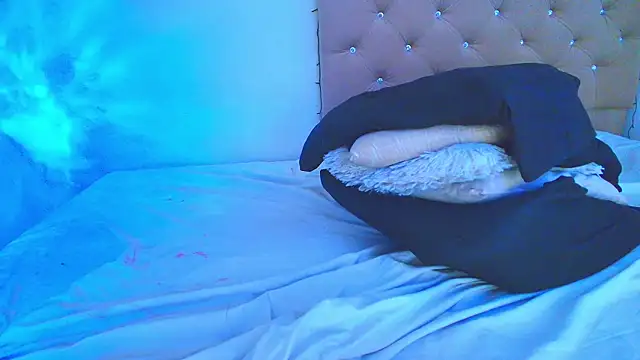 Snapshot of DANIK_STAR chatting on 8, 2, 2025 DANIK STAR online show from 8, 2, 2025