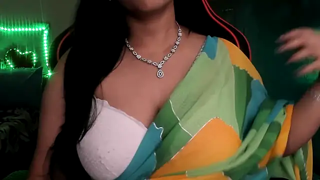 Snapshot of South_indian_tickly chatting on 27, 9, 2025 South indian tickly online show from 27, 9, 2025