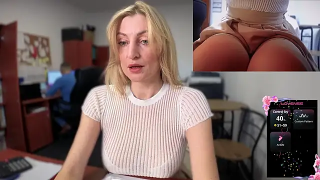 Snapshot of legsLONG chatting on 3, 1, 2025 legsLONG online show from 3, 1, 2025