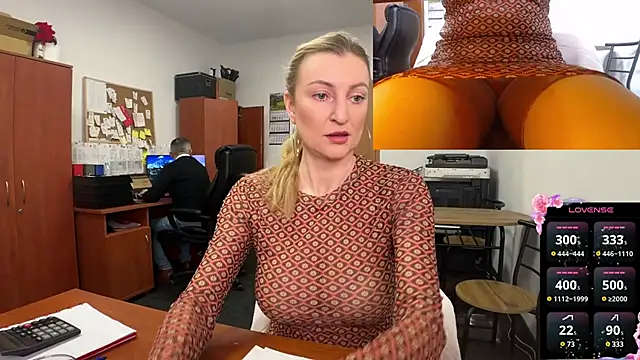 Snapshot of legsLONG chatting on 18, 2, 2025 legsLONG online show from 18, 2, 2025