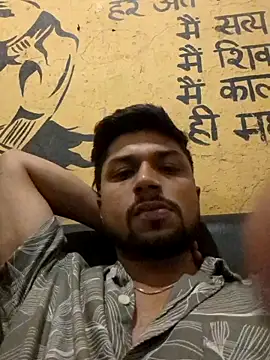 Snapshot of _IRRESISTIBLE_ chatting on 26, 4, 2026 IRRESISTIBLE online show from 26, 4, 2026