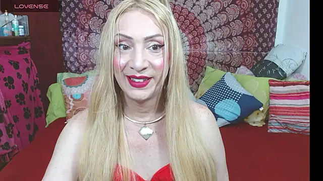 Snapshot of elena_evans chatting on 5, 12, 2024 elena evans online show from 5, 12, 2024