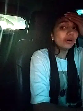 aisha es online show from 12, 9, 2025