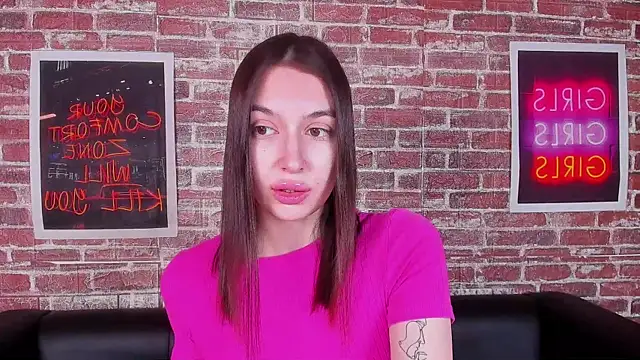 Snapshot of Pauline_Soul chatting on 19, 12, 2024 Pauline Soul online show from 19, 12, 2024