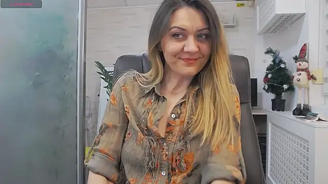 EllaMilf  online show from 12, 12, 2024