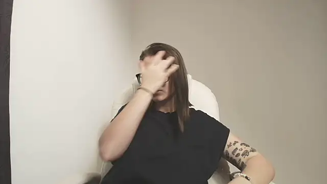 Arya starrk online show from 12, 2, 2025