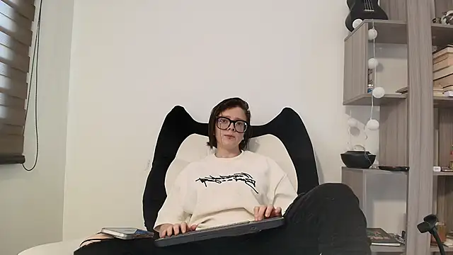 Snapshot of Arya_starrk chatting on 9, 3, 2026 Arya starrk online show from 9, 3, 2026