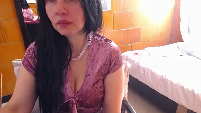 Snapshot of charlote_temple chatting on 11, 2, 2026 charlote temple online show from 11, 2, 2026