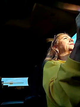 Snapshot of EvaRobinson chatting on 20, 1, 2025 EvaRobinson online show from 20, 1, 2025