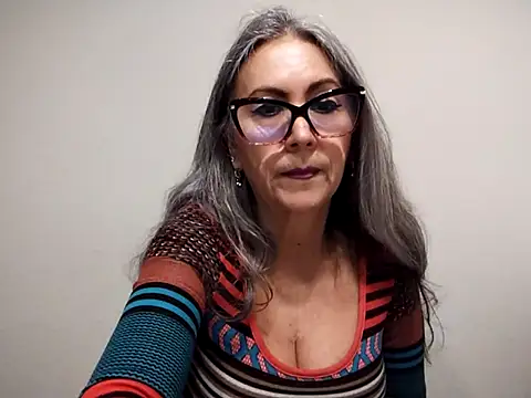 Snapshot of EvaRobinson chatting on 21, 1, 2025 EvaRobinson online show from 21, 1, 2025