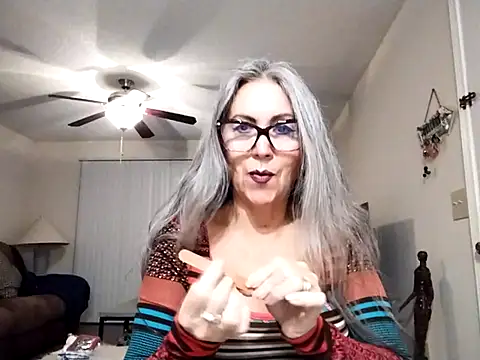 Snapshot of EvaRobinson chatting on 21, 1, 2025 EvaRobinson online show from 21, 1, 2025