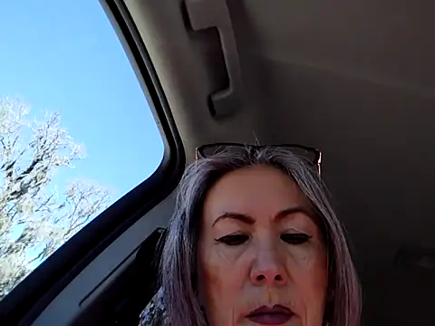 Snapshot of EvaRobinson chatting on 21, 2, 2025 EvaRobinson online show from 21, 2, 2025