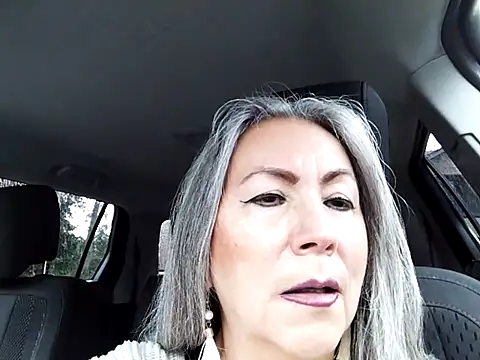 Snapshot of EvaRobinson chatting on 24, 2, 2025 EvaRobinson online show from 24, 2, 2025