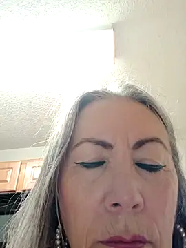 Snapshot of EvaRobinson chatting on 17, 3, 2025 EvaRobinson online show from 17, 3, 2025