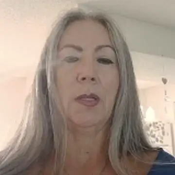 EvaRobinson online show from 12, 5, 2026