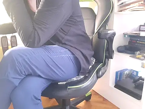 feathersify online show from 25, 9, 2025