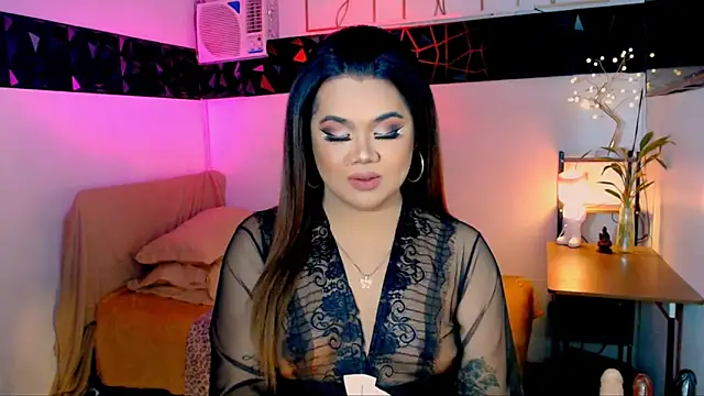 Snapshot of asiankatyhuge chatting on 27, 10, 2025 asiankatyhuge online show from 27, 10, 2025