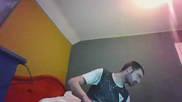 Snapshot of ThatGuyNextDoor1992 chatting on 14, 3, 2025 ThatGuyNextDoor1992 online show from 14, 3, 2025