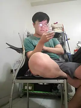 Snapshot of ksshp9502 chatting on 16, 11, 2025 ksshp9502 online show from 16, 11, 2025