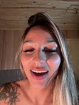 Snapshot of AliceStone19 chatting on 3, 2, 2026 AliceStone19 online show from 3, 2, 2026