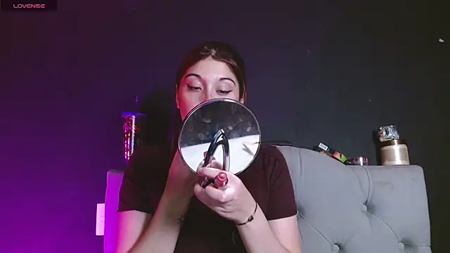 Red-moon1 online show from 9, 4, 2026