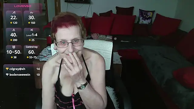 HeisseomaOriginal online show from 28, 1, 2025