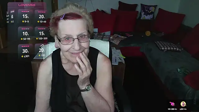 HeisseomaOriginal online show from 10, 10, 2025