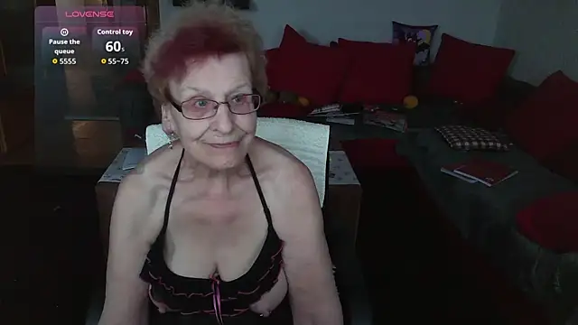 HeisseomaOriginal online show from 6, 1, 2026