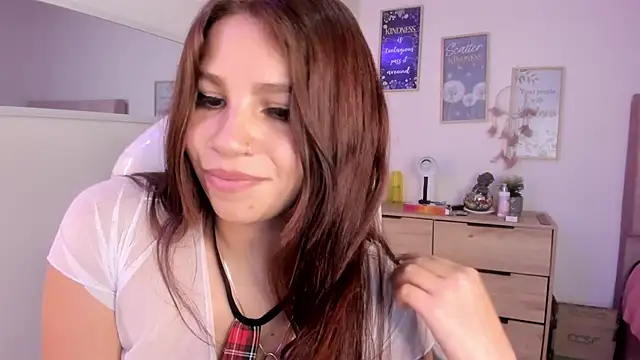 bluee hazell online show from 7, 3, 2025