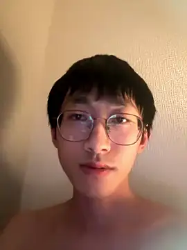 Snapshot of lewdAboyKawaii chatting on 9, 1, 2025 lewdAboyKawaii online show from 9, 1, 2025