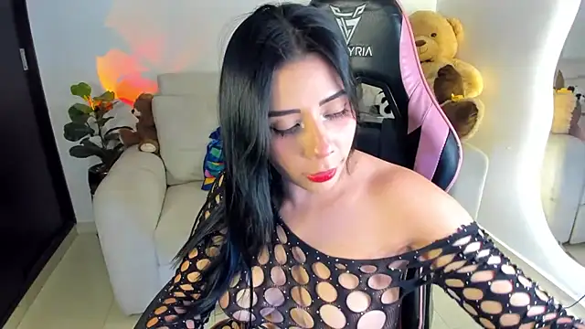 Snapshot of eval_lee18 chatting on 20, 10, 2025 eval lee18 online show from 20, 10, 2025