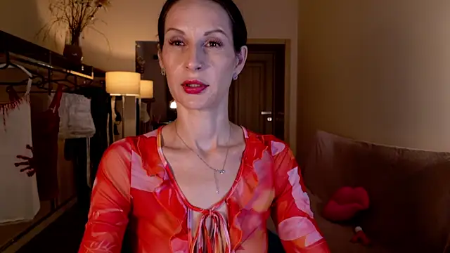 Snapshot of Mila_Anders chatting on 21, 10, 2025 Mila Anders online show from 21, 10, 2025