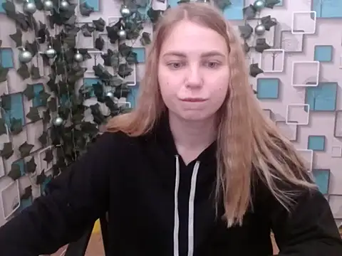 Snapshot of klerkarina chatting on 5, 12, 2024 klerkarina online show from 5, 12, 2024