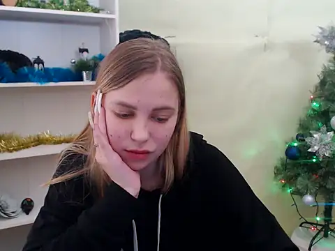 Snapshot of klerkarina chatting on 22, 12, 2024 klerkarina online show from 22, 12, 2024