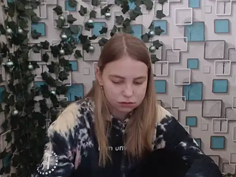 Snapshot of klerkarina chatting on 23, 12, 2024 klerkarina online show from 23, 12, 2024