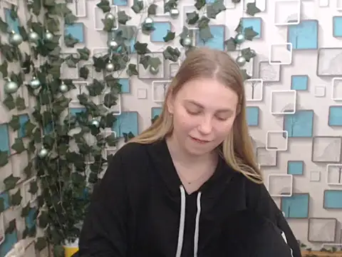 Snapshot of klerkarina chatting on 6, 1, 2025 klerkarina online show from 6, 1, 2025