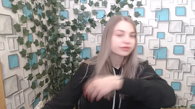 Snapshot of klerkarina chatting on 22, 2, 2025 klerkarina online show from 22, 2, 2025