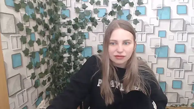 Snapshot of klerkarina chatting on 3, 3, 2025 klerkarina online show from 3, 3, 2025
