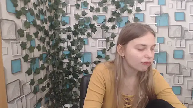 Snapshot of klerkarina chatting on 10, 3, 2025 klerkarina online show from 10, 3, 2025