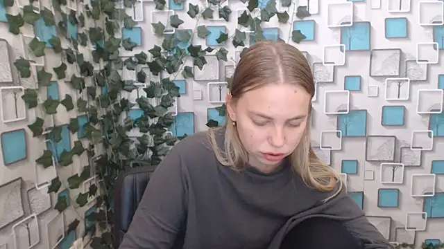 Snapshot of klerkarina chatting on 21, 9, 2025 klerkarina online show from 21, 9, 2025