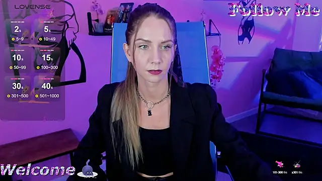 GrayceWild online show from 16, 9, 2025