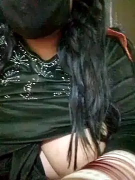 Snapshot of Amritt_Kour chatting on 19, 1, 2025 Amritt Kour online show from 19, 1, 2025