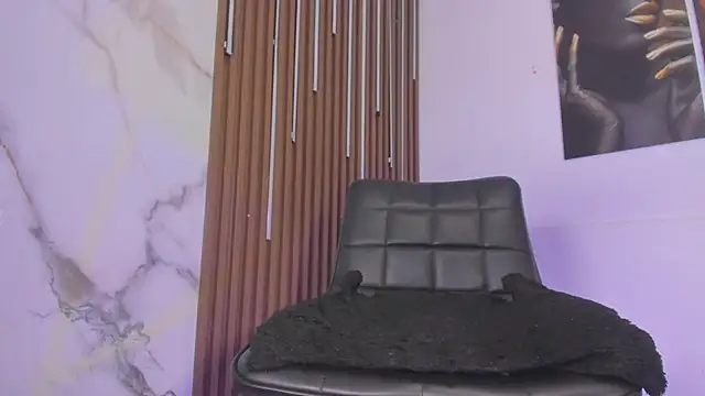 Sophia Cameron online show from 19, 1, 2025