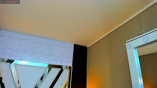 Snapshot of Linda4Petite chatting on 29, 9, 2025 Linda4Petite online show from 29, 9, 2025