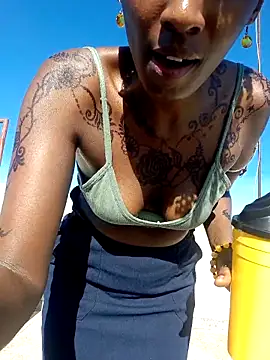 lynnkatrina online show from 27, 3, 2026